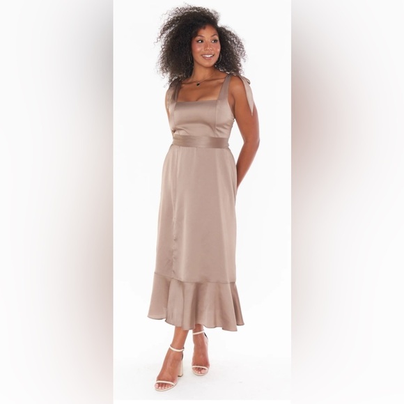 Show me your mumu Claire midi dress w/ elastic in dune luxe satin wedding guest - Picture 1 of 5